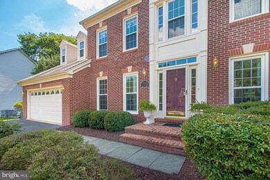 4924 Edge Rock Dr, Chantilly, VA 20151 - photo 2