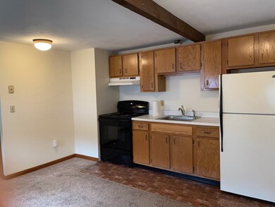 48 W Main St unit B, Groton, MA 01450 - photo 3