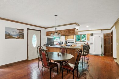 Kitchen and dining room