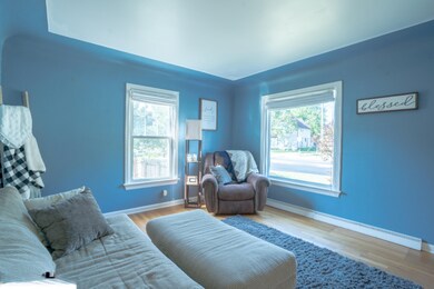 903 N Hudson St SE, Lowell, MI 49331 - photo 4