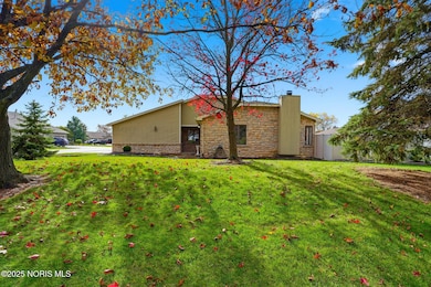 845 Fox Run Rd, Findlay, OH 45840 - photo 2