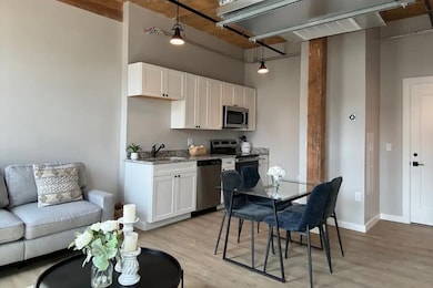 110 E Hollis St unit 326, Nashua, NH 03060 - photo 2