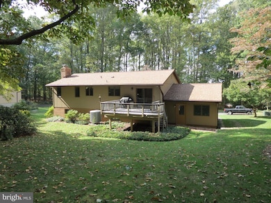 5715 White Rock Rd, Sykesville, MD 21784 - photo 2