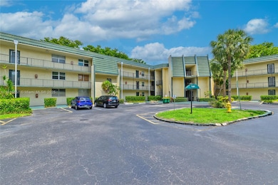 9091 Lime Bay Blvd unit 211, Tamarac, FL 33321 - photo 5