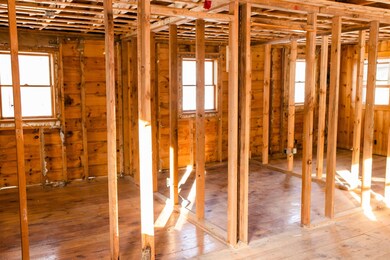 4 Mark Ave, Derry, NH 03038 - photo 5