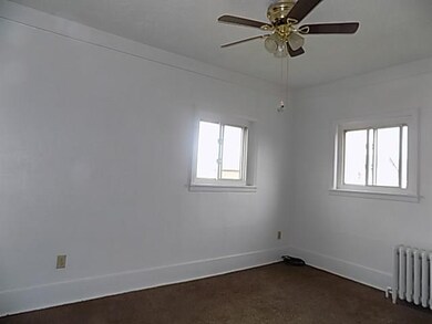 326 Emerson St, Vandergrift, PA 15690 - photo 6