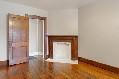 Living - Fireplace