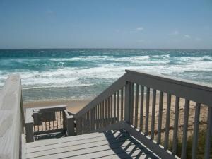 BeachAccess1