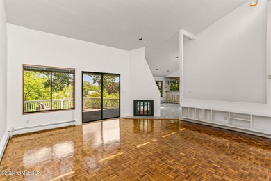 323 Riverside Ave, Riverside, CT 06878 - photo 4