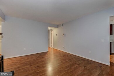 20229 Shipley Terrace unit 101, Germantown, MD 20874 - photo 5