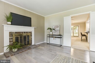 8706 Crystal Rock Ln, Laurel, MD 20708 - photo 3