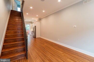 2329 Gerritt St, Philadelphia, PA 19146 - photo 3