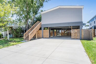 huge driveway, brand new home