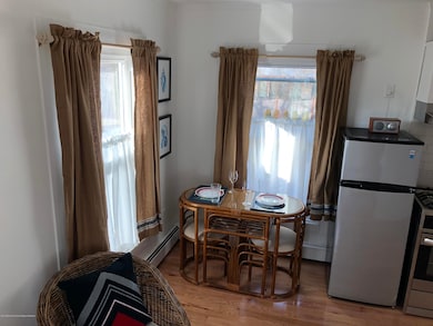632 Main Ave, Bay Head