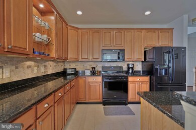 1972 Alexander Dr unit I28, Macungie, PA 18062 - photo 6