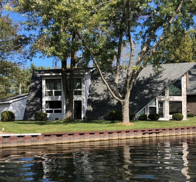 5075 Shoreview 20