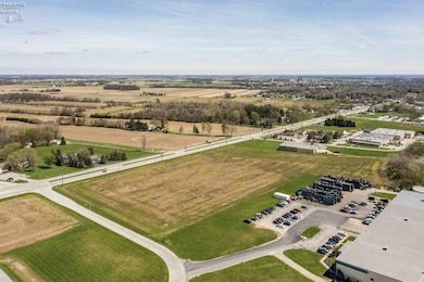 1085 W Main St, Bellevue, OH 44811 - photo 6