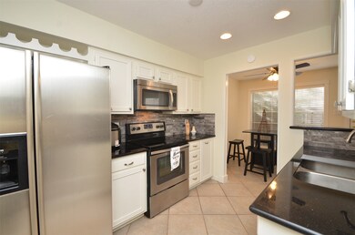 1605 W Sam Houston Pkwy S, Houston, TX 77042 - photo 4