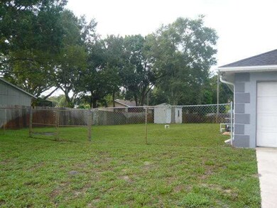 498 Lanfair Ave, Sebastian, FL 32958 - photo 3