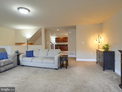 813 Spring Rock Ct, Mechanicsburg, PA 17055 - photo 6