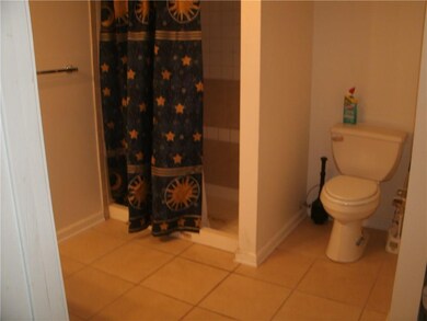 422 N 13th Ave, Beech Grove, IN 46107 - photo 6