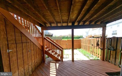 3520 Cherry Hill Ct, Beltsville, MD 20705 - photo 4