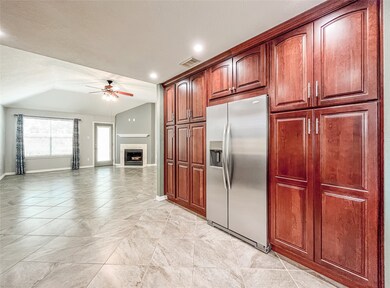 3522 Whitestone Dr, Pearland, TX 77584 - photo 5