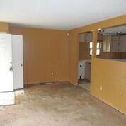 4467 Grimsby Rd, Columbus, OH 43227 - photo 2