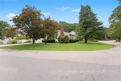 2 Glen Dr, Warwick, RI 02889 - photo 2