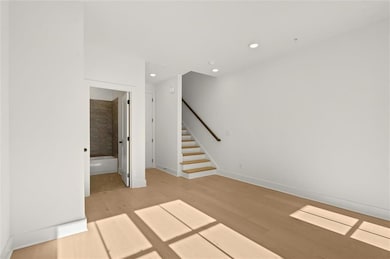 647 Soul Aly unit 133, Alpharetta, GA 30009 - photo 4