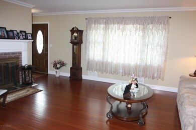 79 Rutledge Dr, Red Bank, NJ 07701 - photo 6