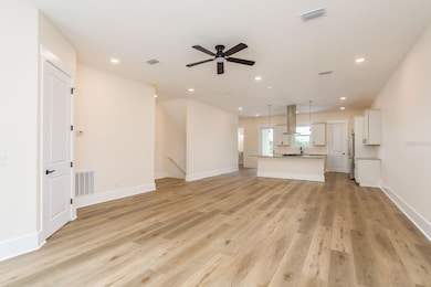 Living / Dining Combo