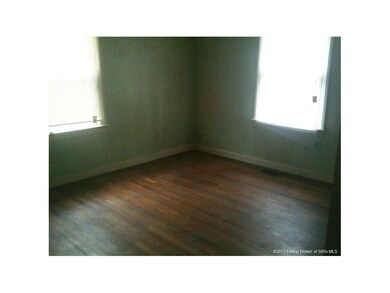 216 Mary St, Jeffersonville, IN 47130 - photo 3