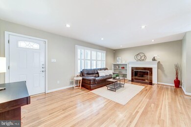2237 Whitcomb Place, Falls Church, VA 22046 - photo 5