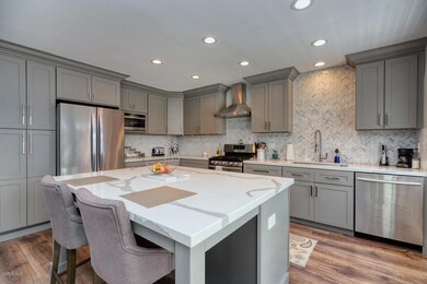 2290 Bigelow Ave Simi Valley-large-010-0