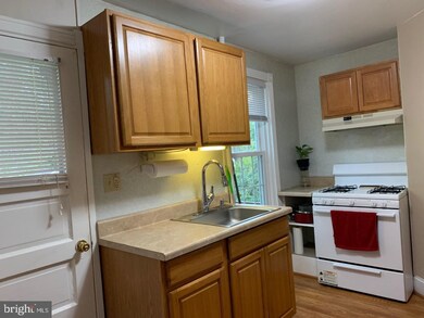 216 S Willow St unit 2, Kennett Square, PA 19348 - photo 7