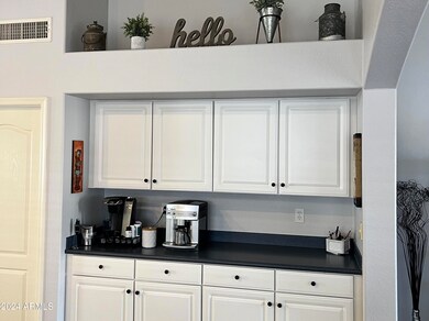 2420 E Whitten St, Chandler, AZ 85225 - photo 6