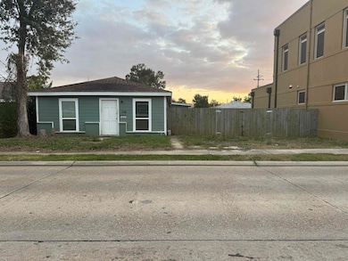 306 Bond St, Houma, LA 70360 - photo 2