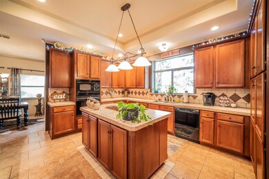 137 Heritage Pkwy E, Decatur, TX 76234 - photo 5