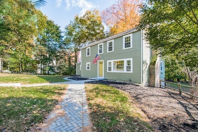 53 Mohawk Dr, Acton, MA 01720 - photo 4