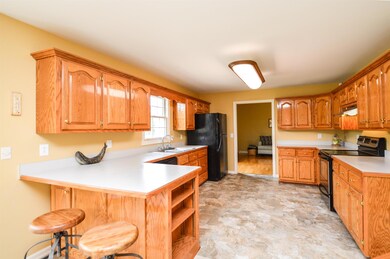 160 Vantrease Rd, Cottontown, TN 37048 - photo 7