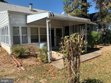 8411 Oakleigh Rd, Parkville, MD 21234 - photo 5