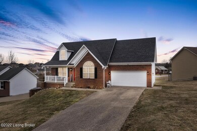 110 Savannah Dawn Ct, Mount Washington, KY 40047 - photo 2