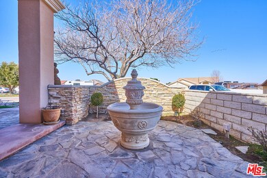 18177 Cold Creek Ln, Victorville, CA 92395 - photo 3