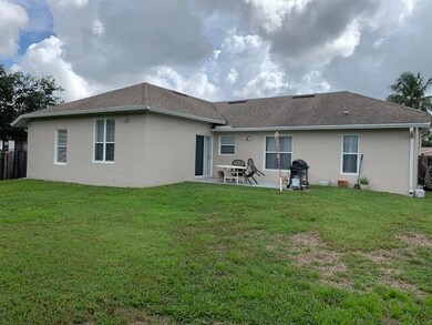 1622 SW Victor Ln, Port Saint Lucie, FL 34984 - photo 4