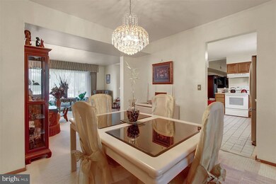 483 Sweetbriar Dr, Harrisburg, PA 17111 - photo 5