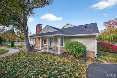 2432 Claymoor Dr, Chesterfield, MO 63017 - photo 5