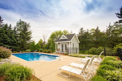 1060 Beaver Creek Rd, Shelburne, VT 05482 - photo 2