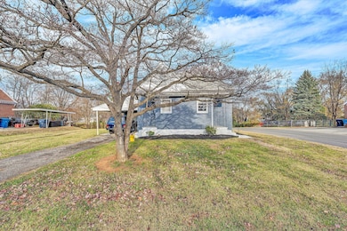 3203 Roundhill Ave NW unit A and B, Roanoke, VA 24012 - photo 7