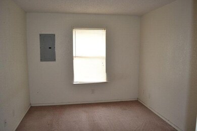 1006 Imelda, Edinburg, TX 78541 - photo 5